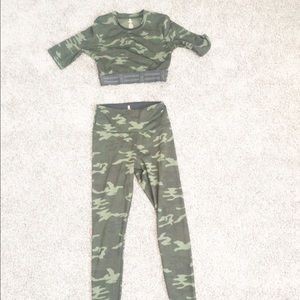 Good American workout set